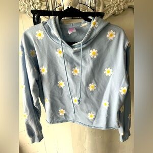 No boundaries crop top sweatshirt  size large girls 11-13